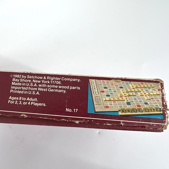 VTG 1982 Scrabble Board Game No. 17 Selchow & Righter in Box Nearly Complete - Picture 3 of 12